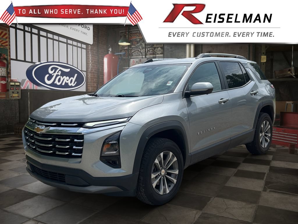 Used 2025 Chevrolet Equinox LT w/ Convenience Package II FWD image 1