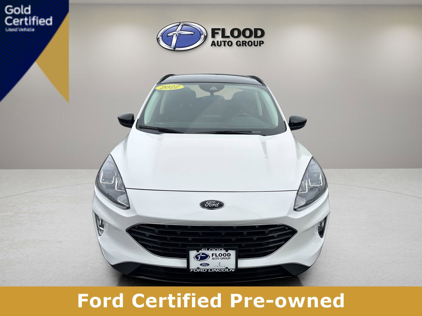 Certified 2022 Ford Escape SEL w/ SEL Stealth AWD Package image 2