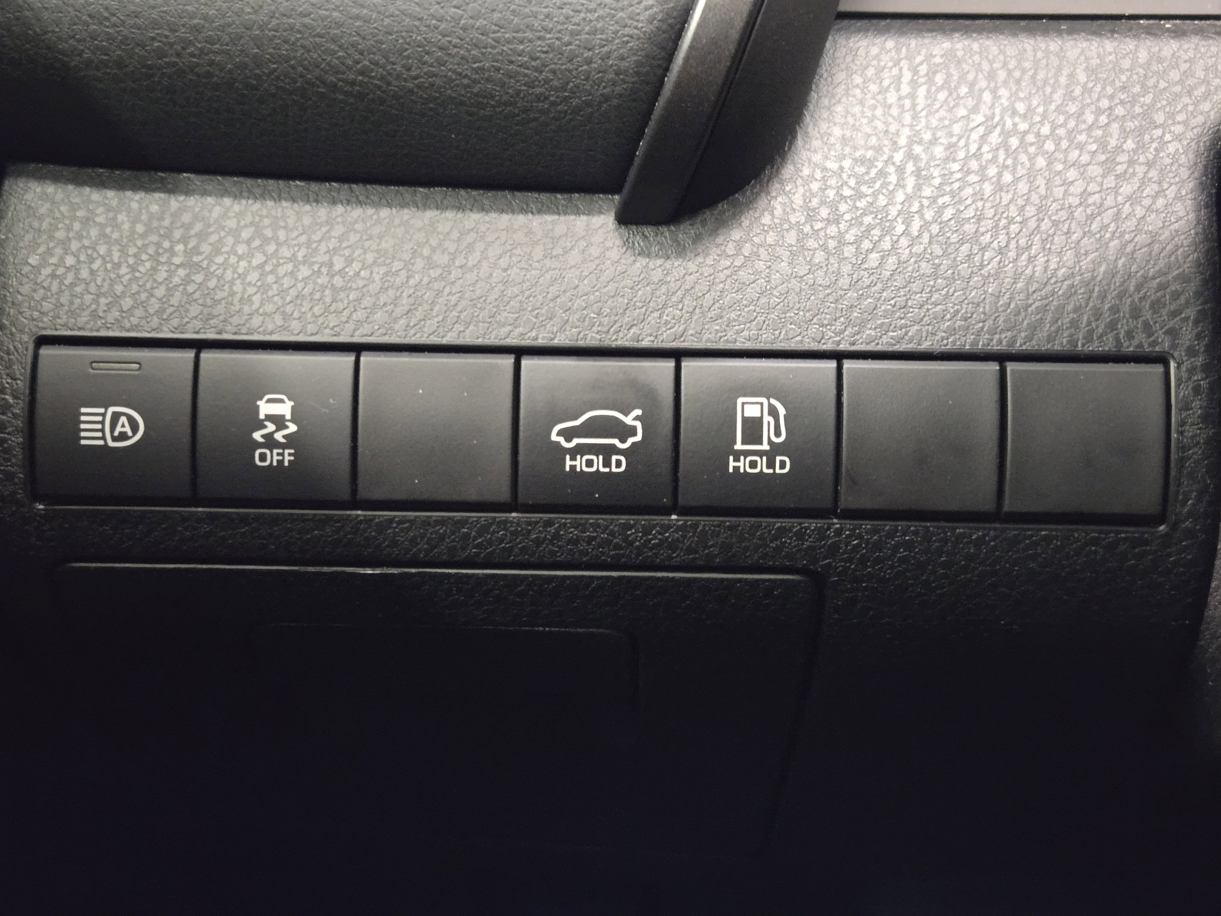 Used 2022 Toyota Camry SE image 22