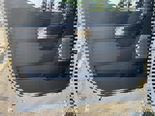 Certified 2022 Ford F150 Platinum w/ Equipment Group 701A High image 18