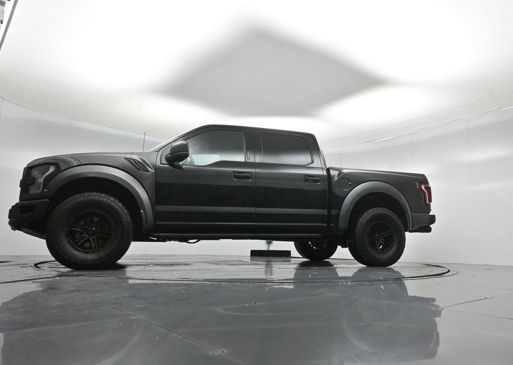 Certified 2018 Ford F150 Raptor image 24