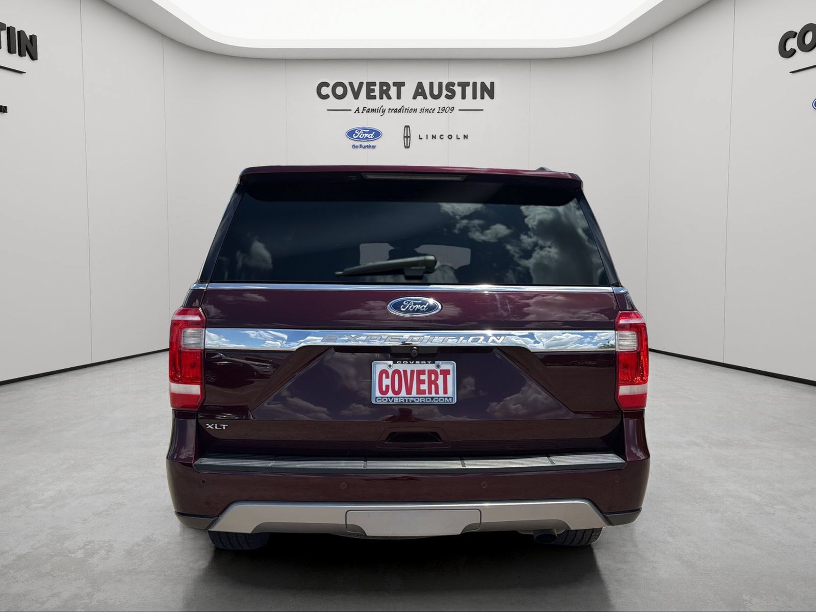 Certified 2021 Ford Expedition XLT RWD image 5