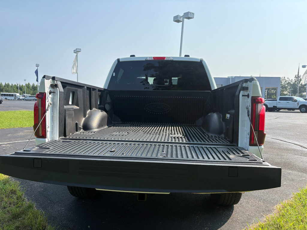 Certified 2024 Ford F150 Lariat w/ FX4 Off-Road Package AWD/4WD image 8