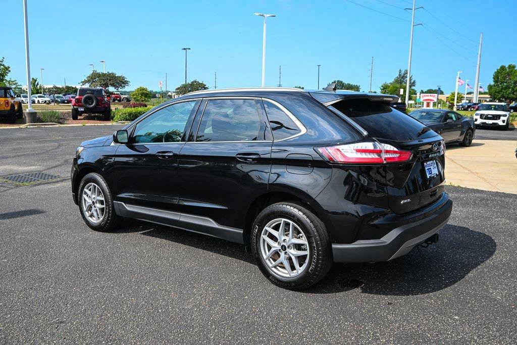 Certified 2024 Ford Edge SEL w/ Convenience Package AWD/4WD image 8