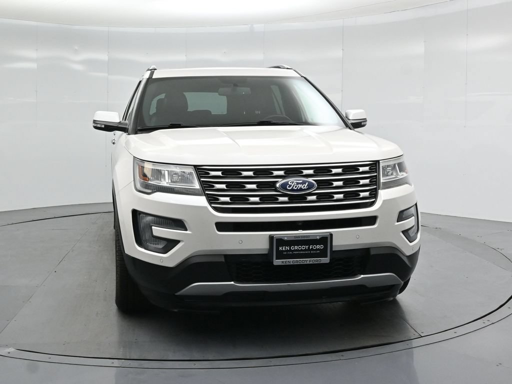 Certified 2017 Ford Explorer Limited FWD image 22