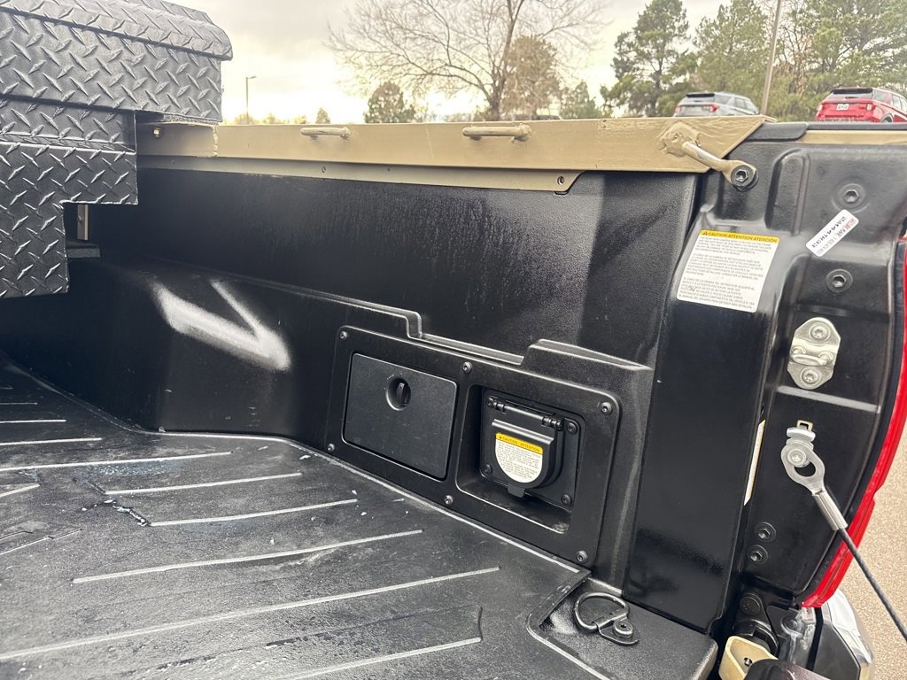 Used 2017 Toyota Tacoma TRD Off-Road image 13
