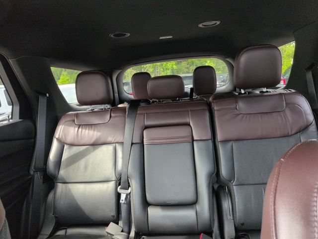 Certified 2023 Ford Explorer Platinum w/ Technology Package AWD/4WD image 51