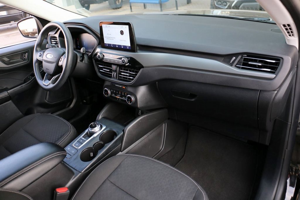 Certified 2025 Ford Escape Active image 31