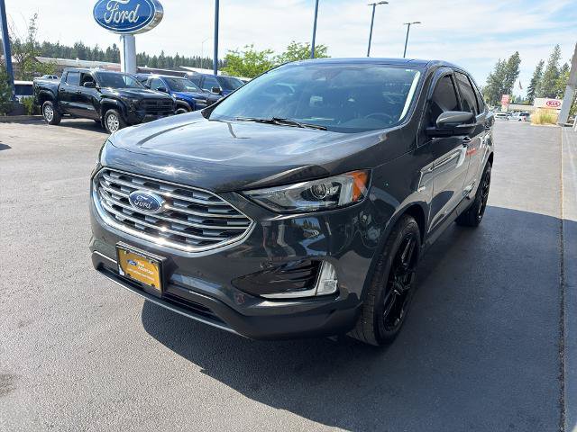 Certified 2021 Ford Edge Titanium w/ Class II Trailer Tow Package AWD/4WD image 3