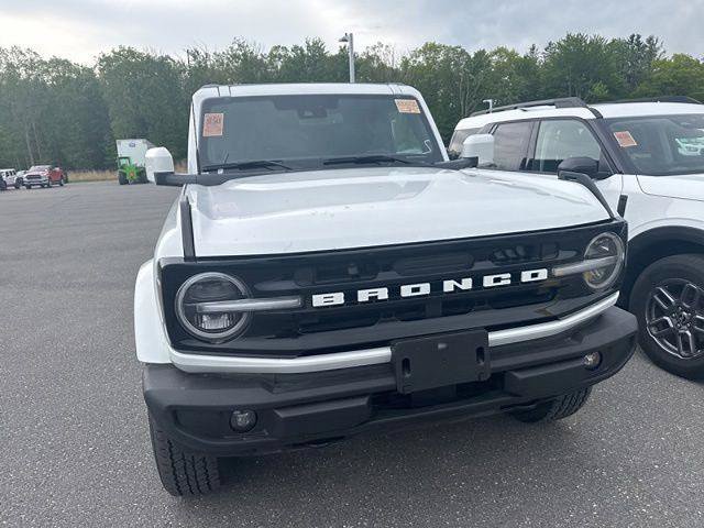 Certified 2025 Ford Bronco Outer Banks AWD/4WD image 4