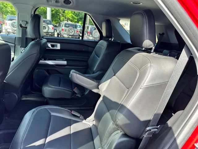 Certified 2023 Ford Explorer XLT w/ Equipment Group 202A AWD/4WD image 44
