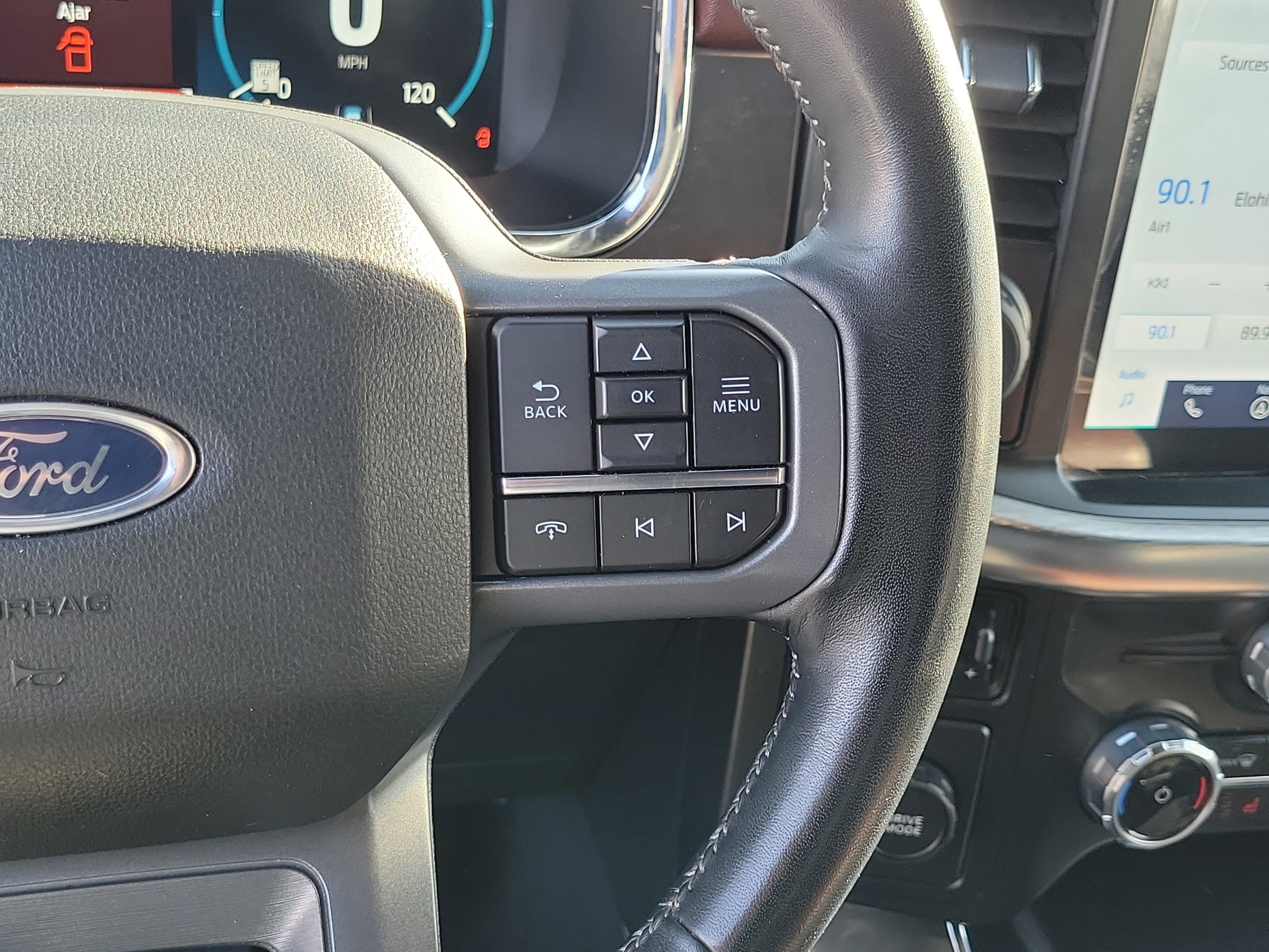 Certified 2023 Ford F150 Lariat w/ Equipment Group 502A High image 8