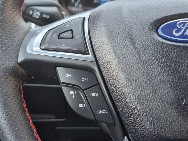 Certified 2024 Ford Edge ST-Line AWD/4WD image 17