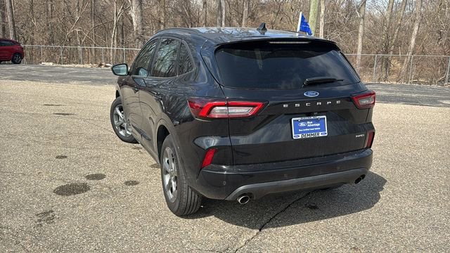 Certified 2024 Ford Escape ST-Line w/ Tech Pack #1 image 3