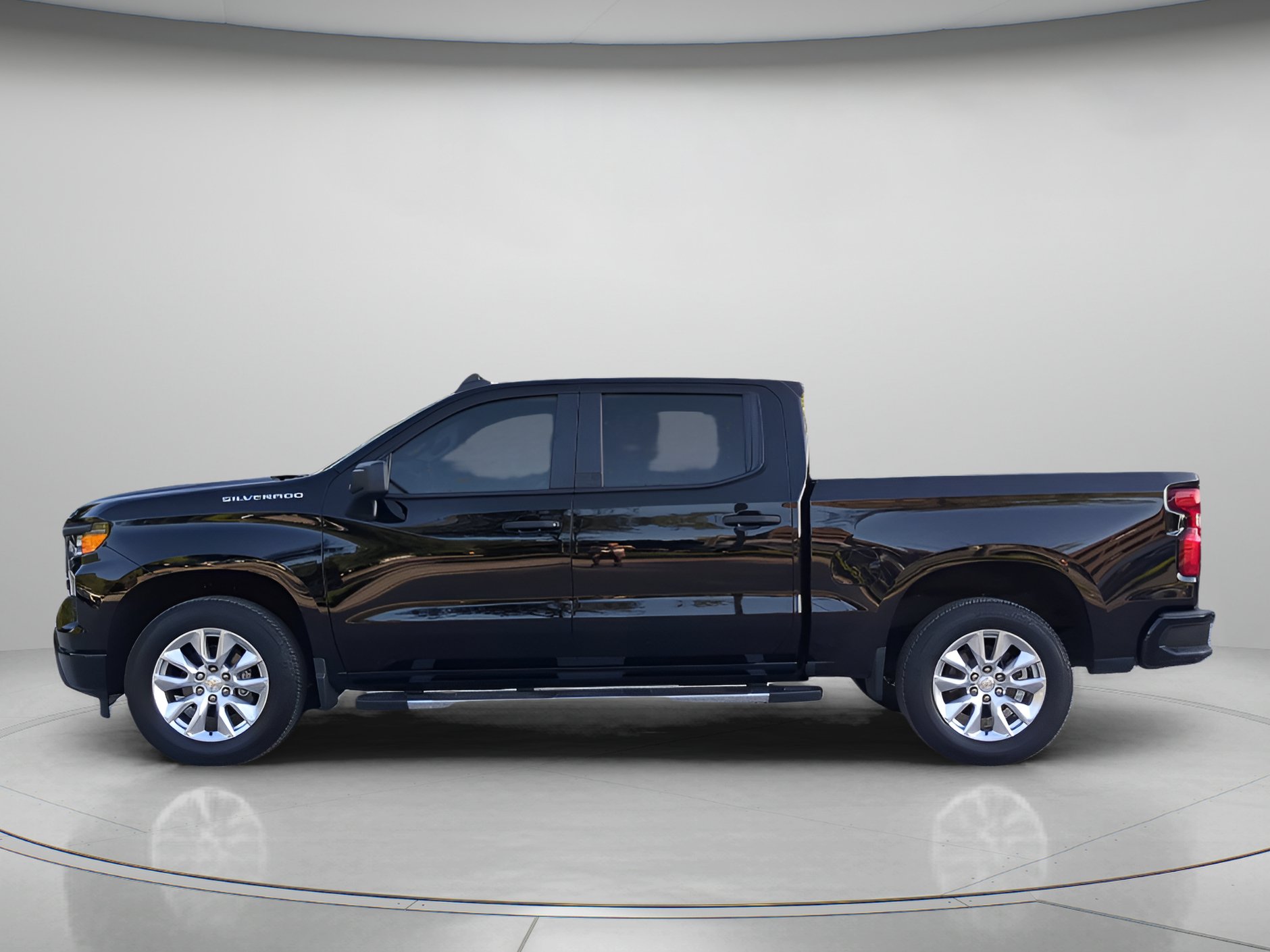 Used 2024 Chevrolet Silverado 1500 Custom RWD image 43