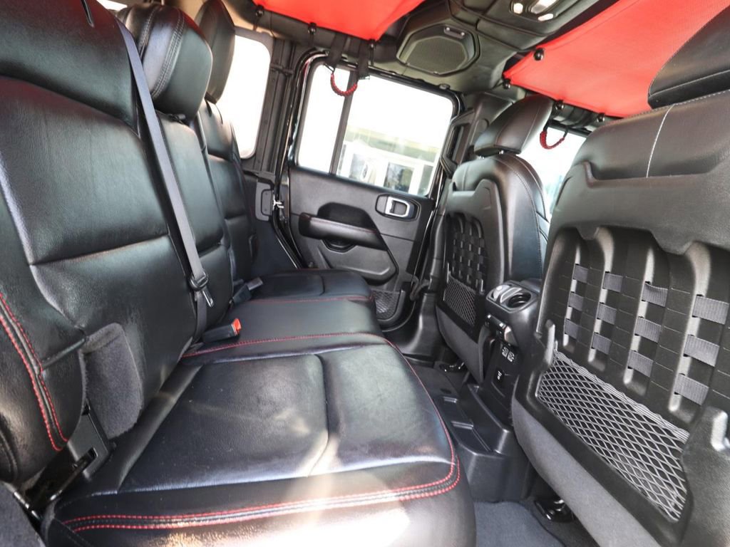 Used 2022 Jeep Wrangler Unlimited Rubicon AWD/4WD image 25