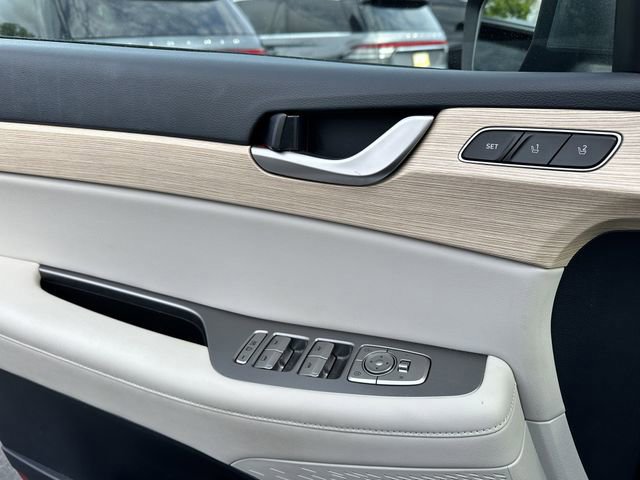 Used 2023 Hyundai Palisade Limited AWD/4WD image 31