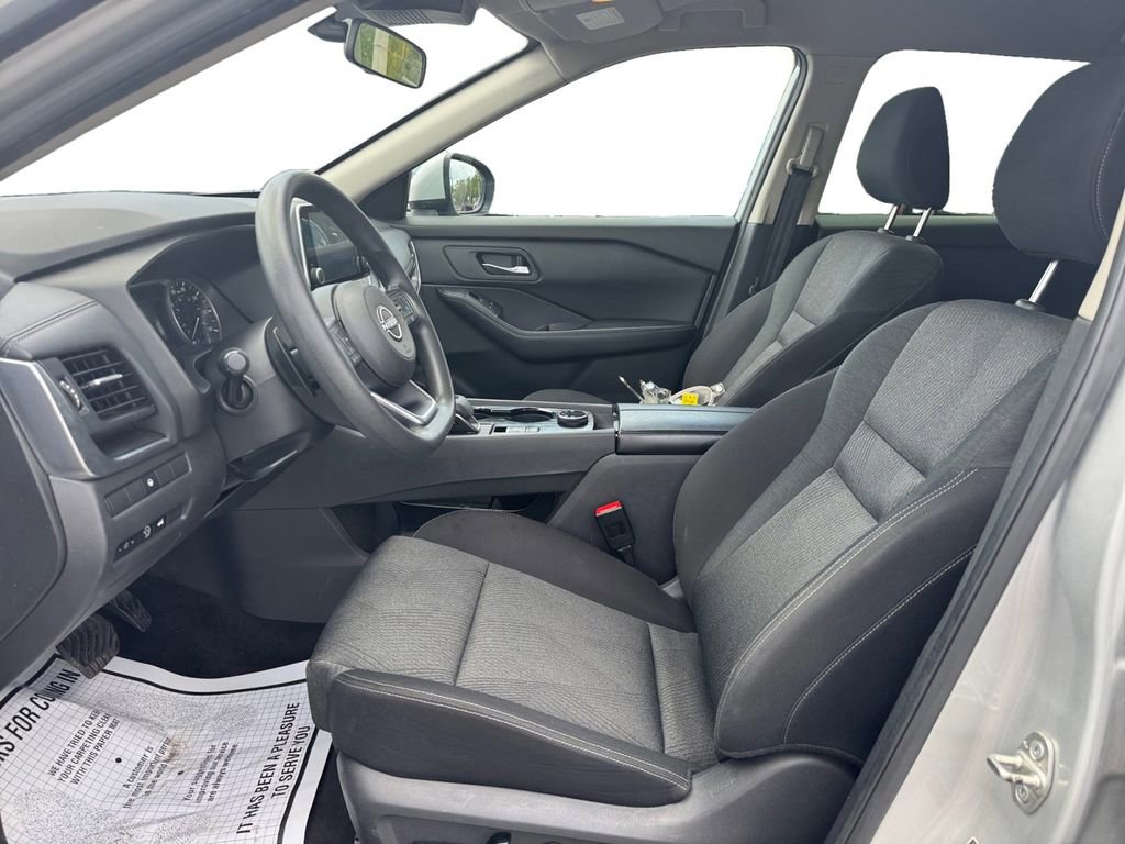 Used 2024 Nissan Rogue SV AWD/4WD image 11