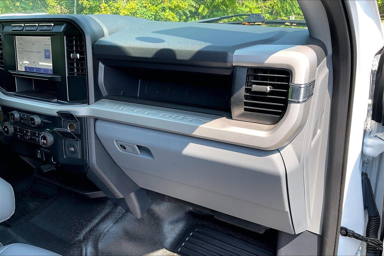 Certified 2023 Ford F250 XL AWD/4WD image 16
