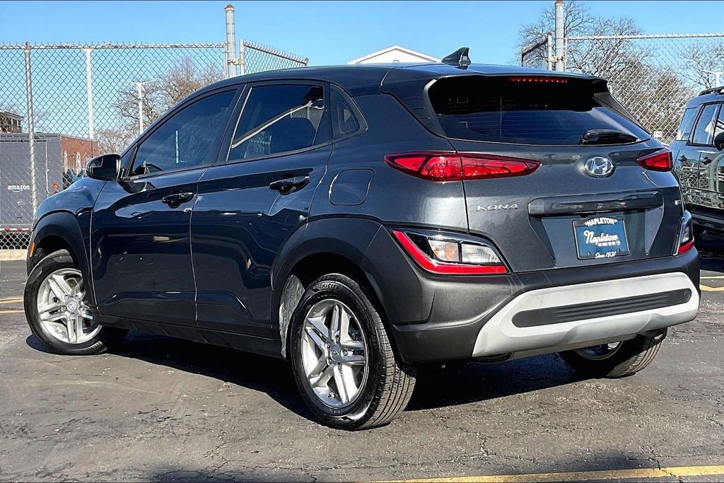 Used 2022 Hyundai Kona SE image 10