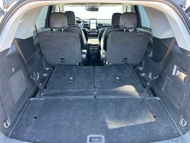 Certified 2023 Ford Explorer Limited w/ Limited Technology Package AWD/4WD image 11