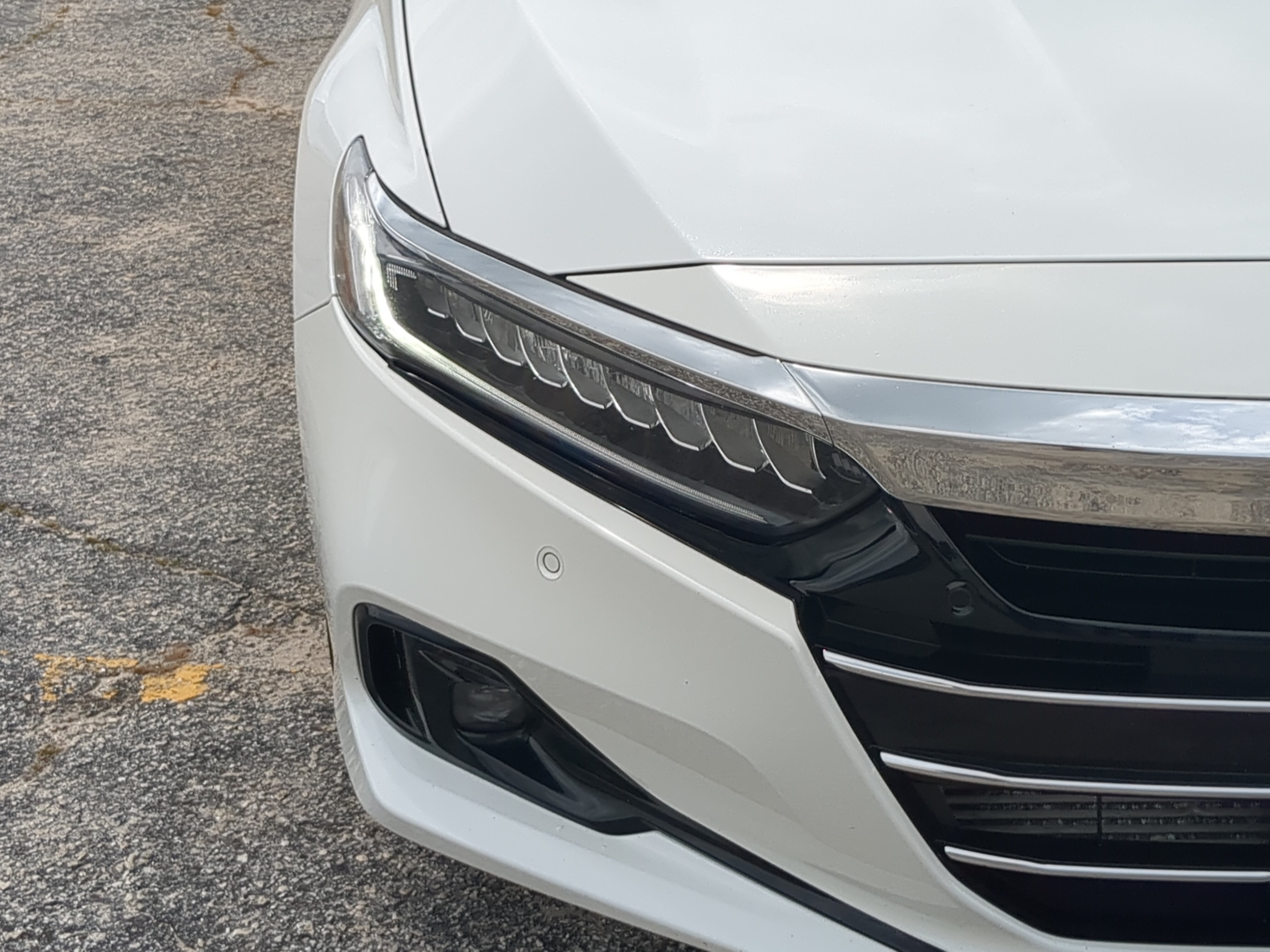 Used 2021 Honda Accord Touring image 8