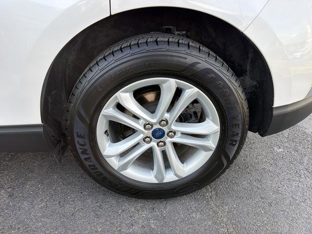 Certified 2019 Ford Edge SEL w/ Equipment Group 201A image 28