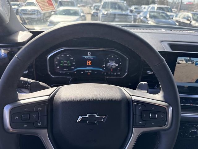 Used 2025 Chevrolet Silverado 1500 RST AWD/4WD image 29
