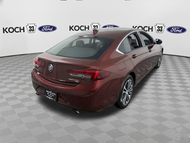 Used 2018 Buick Regal Essence w/ Driver Confidence Package #1 AWD/4WD image 8