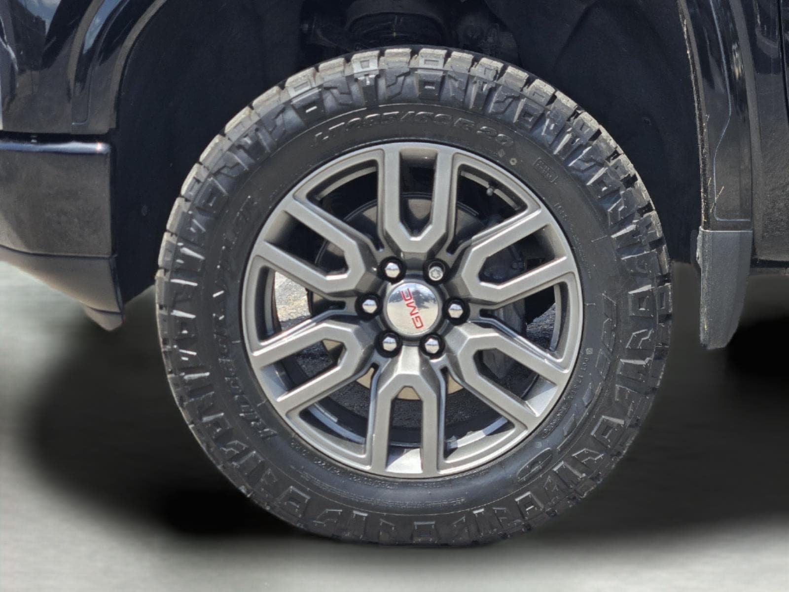Used 2020 GMC Sierra 1500 AT4 w/ AT4 Premium Package AWD/4WD image 11