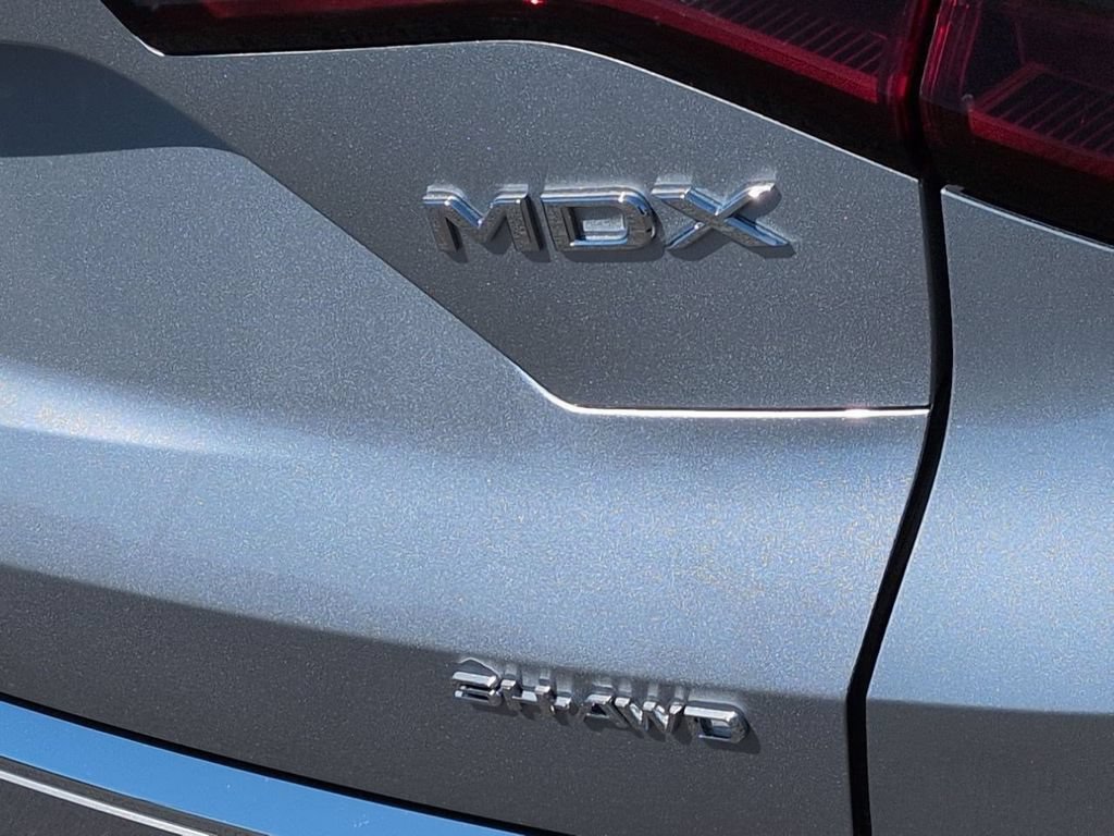 Used 2025 Acura MDX SH-AWD w/ Technology Package image 28