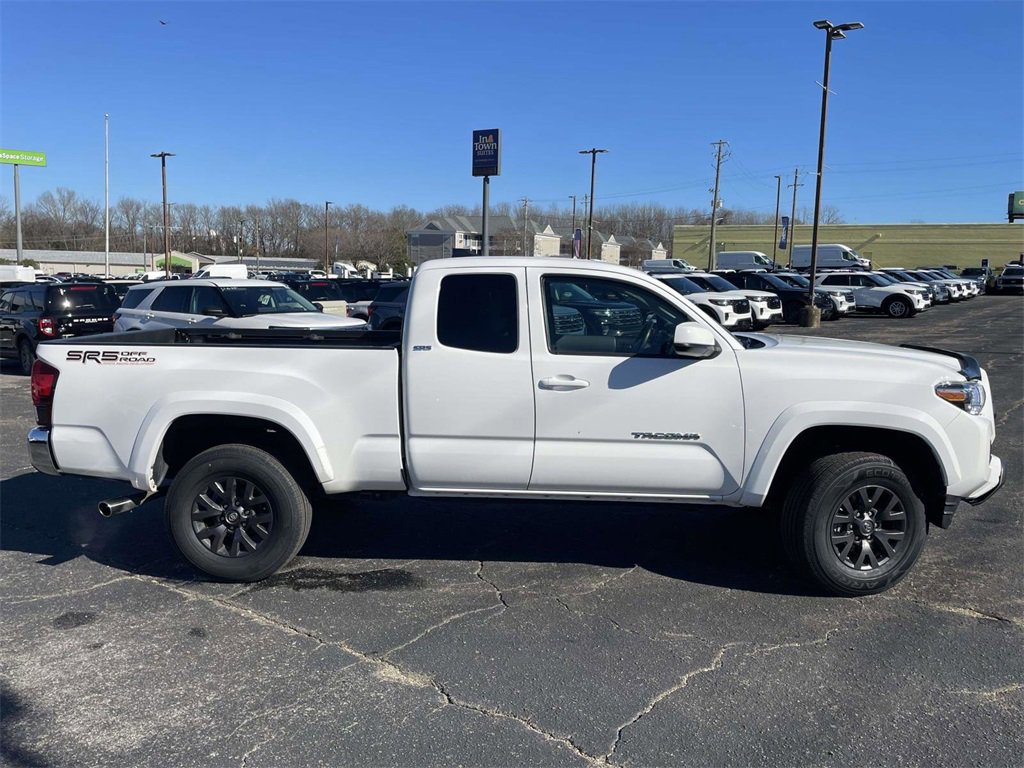 Used 2022 Toyota Tacoma image 6