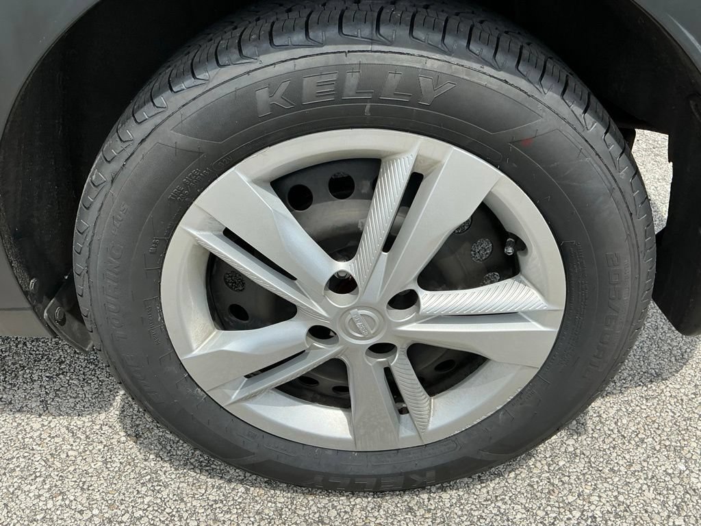 Used 2023 Nissan Kicks S FWD image 20