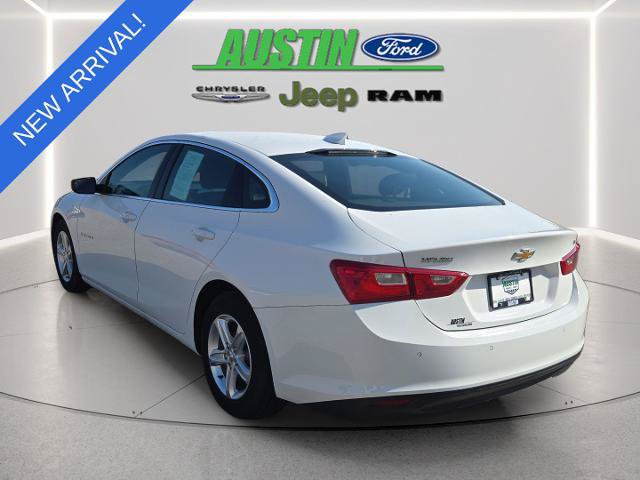 Used 2024 Chevrolet Malibu LT FWD image 3