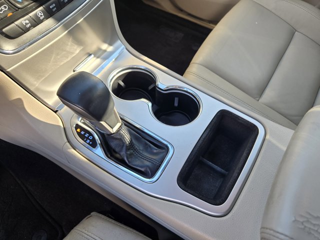 Used 2017 Jeep Grand Cherokee Limited image 18