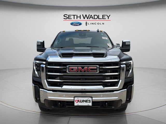 Used 2024 GMC Sierra 3500 SLT w/ SLT Premium Package AWD/4WD image 8