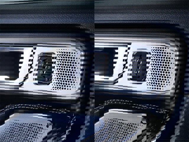 Certified 2023 Ford Explorer ST w/ Equipment Group 401A image 28