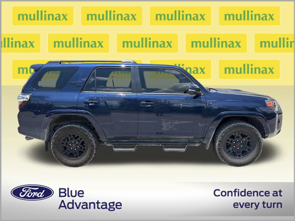 Used 2024 Toyota 4Runner TRD Off-Road Premium w/ Moonroof Package AWD/4WD image 2