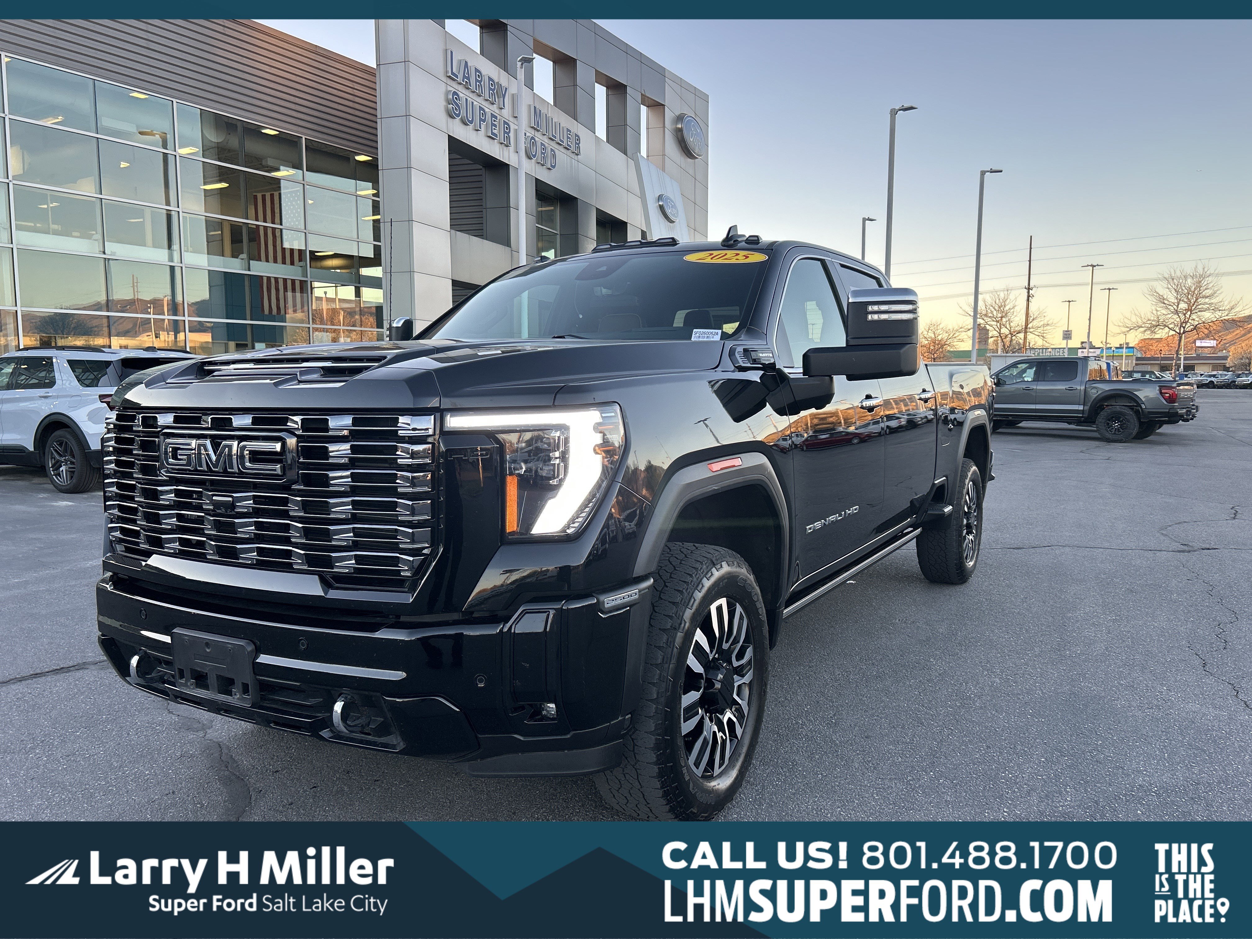 Used 2025 GMC Sierra 2500 Denali Ultimate w/ Max Trailering Package AWD/4WD image 1