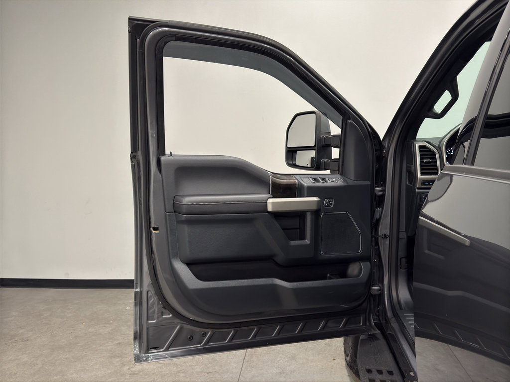 Certified 2022 Ford F250 Lariat w/ Tremor Off-Road Package image 10