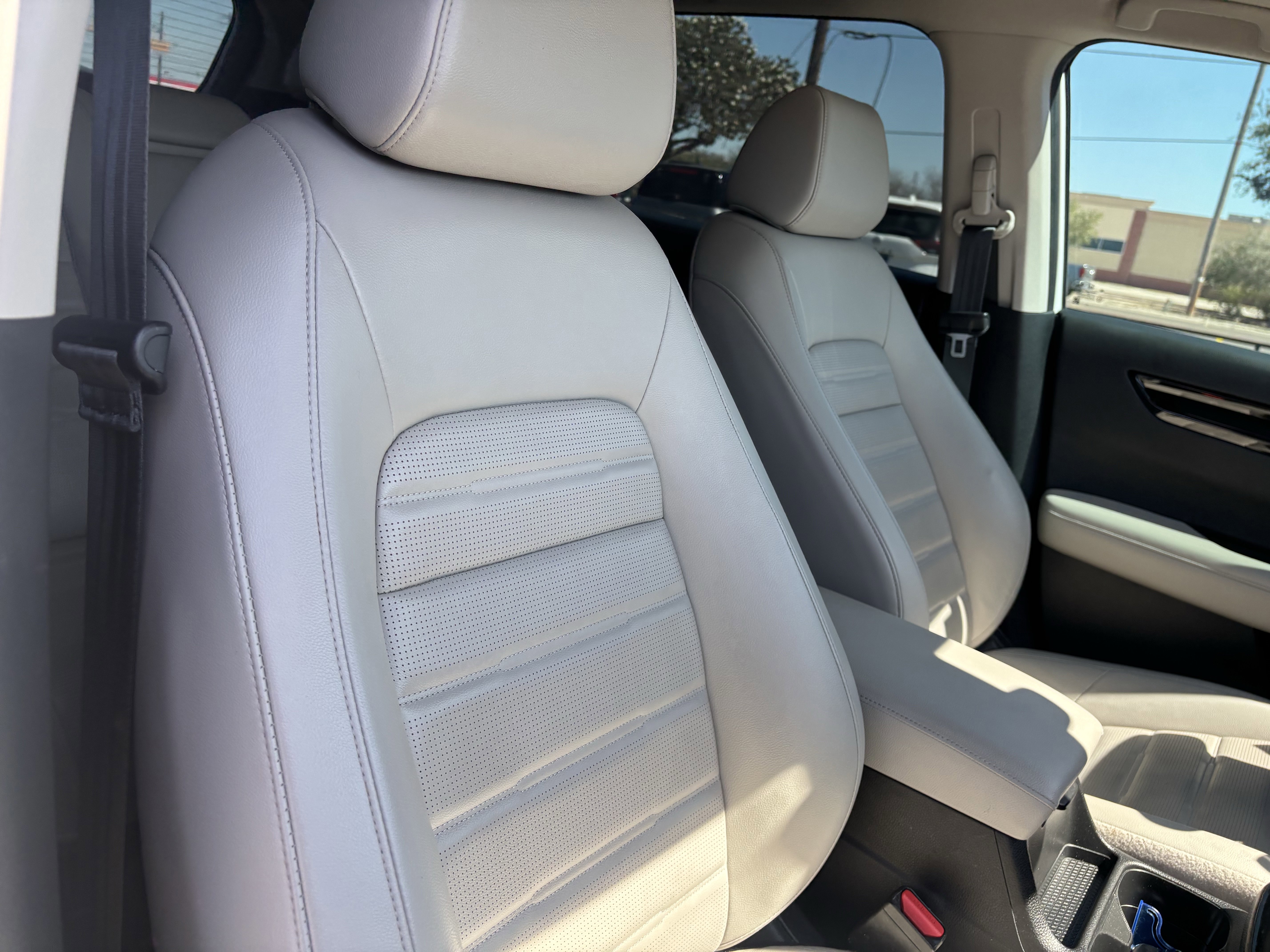 Used 2024 Honda CR-V EX-L image 27