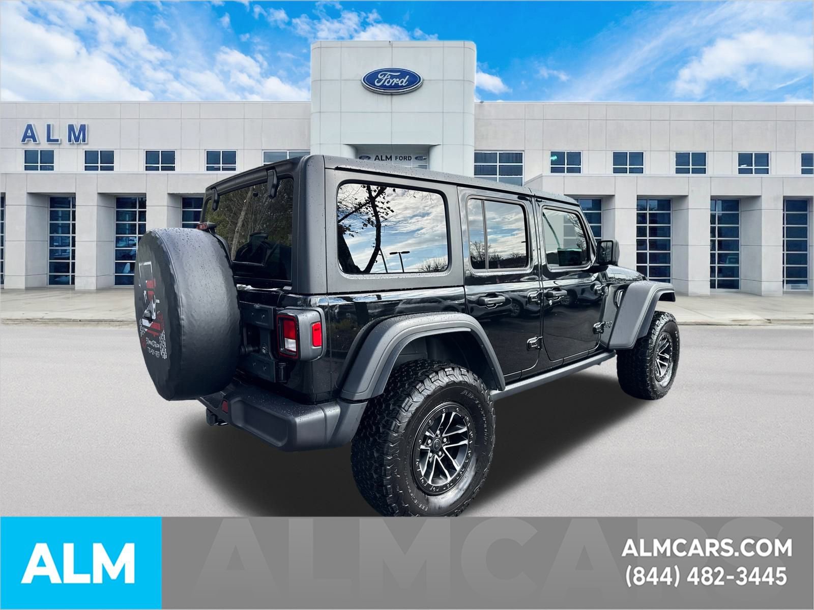 Used 2024 Jeep Wrangler Willys image 5