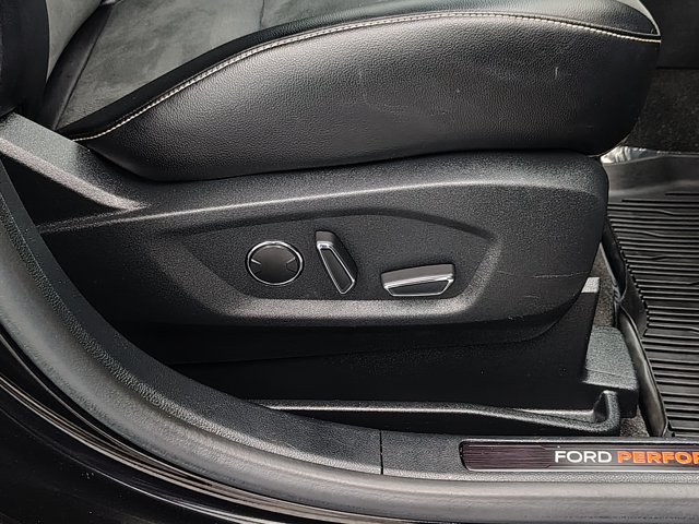 Certified 2019 Ford Edge ST w/ Convenience Package AWD/4WD image 30