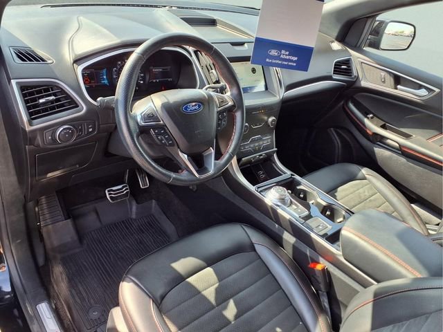 Certified 2020 Ford Edge ST-Line w/ Cold Weather Package AWD/4WD image 19