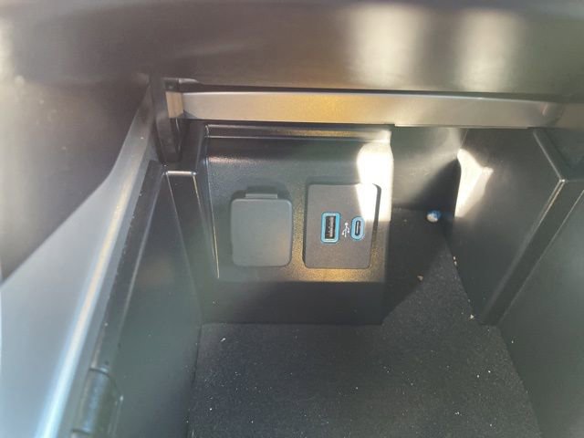 Certified 2023 Ford Explorer XLT w/ Equipment Group 202A image 24