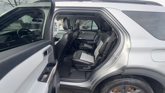 Certified 2023 Ford Explorer XLT w/ Equipment Group 202A image 19