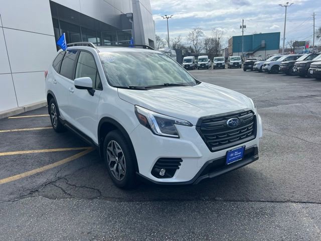 Used 2024 Subaru Forester Premium AWD/4WD image 11