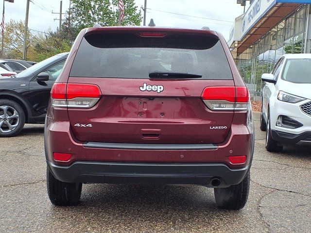 Used 2018 Jeep Grand Cherokee Laredo AWD/4WD image 18