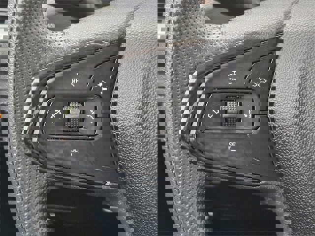 Used 2021 Chevrolet TrailBlazer LS image 19