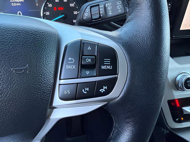 Certified 2022 Ford Explorer XLT w/ Equipment Group 202A AWD/4WD image 19